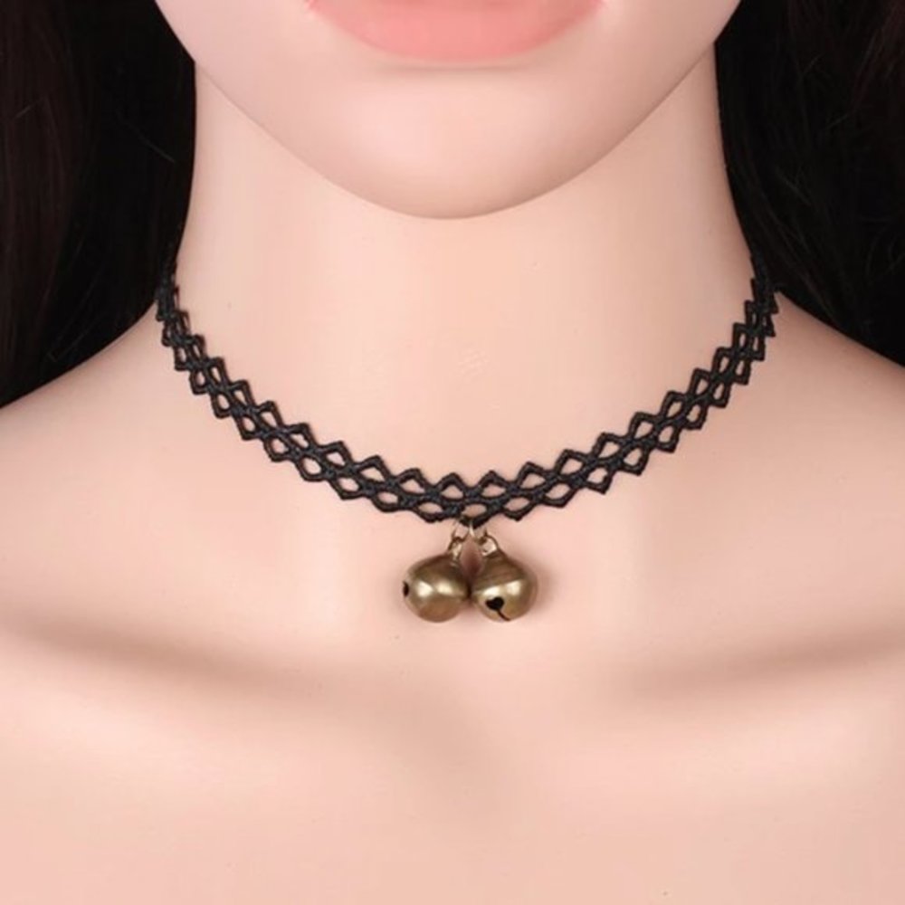 4/$20 Black brass bells triangle 90s choker velvet hot topic